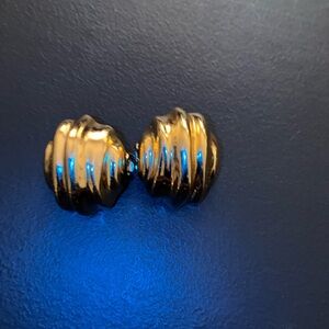 Gold Ribbed Clip-On Earrings